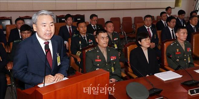 이종섭 전 국방부 장관이 지난 21일 오전 서울 여의도 국회에서 열린 국회 법제사법위원회 '순직 해병 진상규명 방해 및 사건은폐 등의 진상규명을 위한 특별검사 임명법' 이른바 '채상병 특검법' 입법청문회에서 사건 개요에 대해 발언을 하고 있다. ⓒ데일리안 홍금표 기자