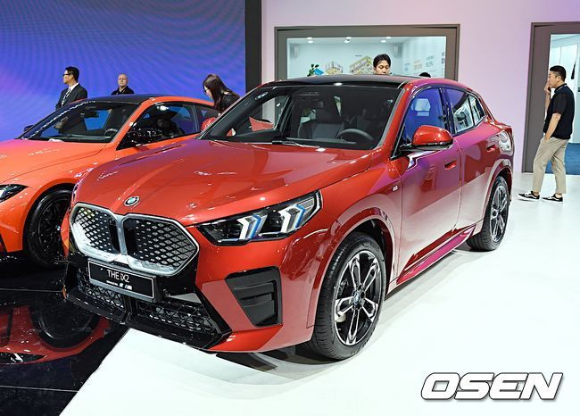 BMW 올 뉴 iX2.