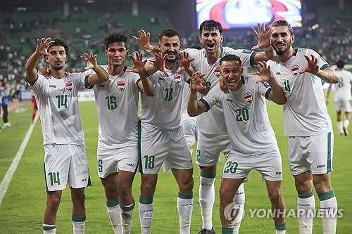 27일(한국시간) 말레이시아 쿠알라룸푸르에 있는 아시아축구연맹(AFC) 본부에서 진행된 2026 북중미 월드컵 아시아지역 3차 예선 조추첨식에서 한국이 B조에 편성됐다. 한국은 B조에서 이라크(55위), 요르단(68위), 오만(76위), 팔레스타인(95위), 쿠웨이트(137위)와 한 조에 속했다. 연합뉴스