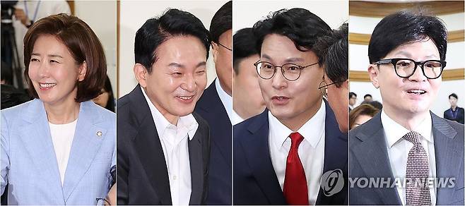 한자리에 모인 국민의힘 당권주자들 (서울=연합뉴스) 김주형 기자 = 국민의힘 당대표 출마 선언을 한 나경원 의원(사진 왼쪽부터), 원희룡 전 국토부 장관, 윤상현 의원, 한동훈 전 비상대책위원장이 24일 오전 국회에서 열린 국민의힘 초선의원 공부모임에 참석하고 있다. 2024.6.24 kjhpress@yna.co.kr