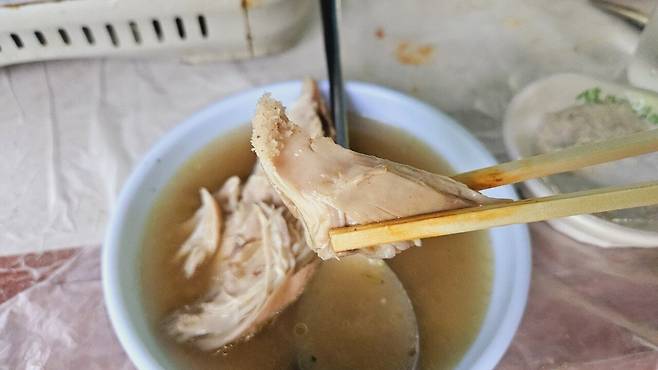 20240629_131708.jpg 장모님 생신 비오는 날 계곡 닭백숙과 오리주물럭