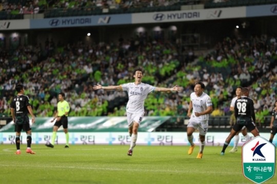 서울 이승모의 골 세리머니