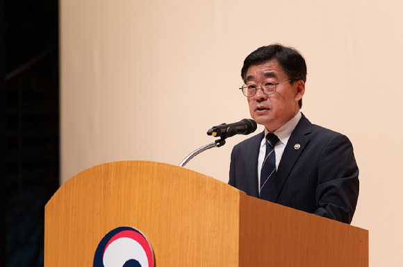 장동언 신임 기상청장이 1일 취임했다. [사진=기상청]