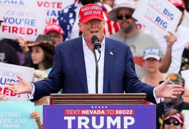 미국 라스베가스에서 열린 선거운동에서 도널드 트럼프 전 대통령이 연설을 하고 있다. (사진=로이터)