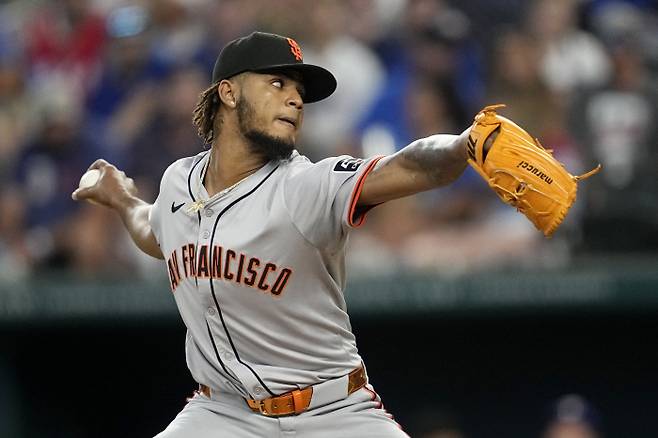 샌프란시스코 자이언츠 카밀로 도발은 100마일대 커터를 뿌리는 클로저다. AP연합뉴스