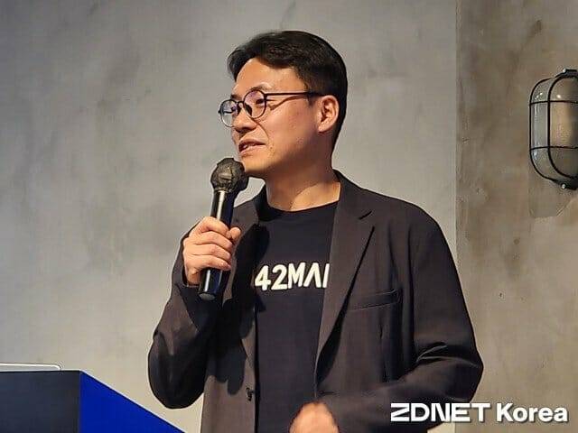 김동환 포티투마루 대표가 발표를 하고 있다. (사진=포티투마루)