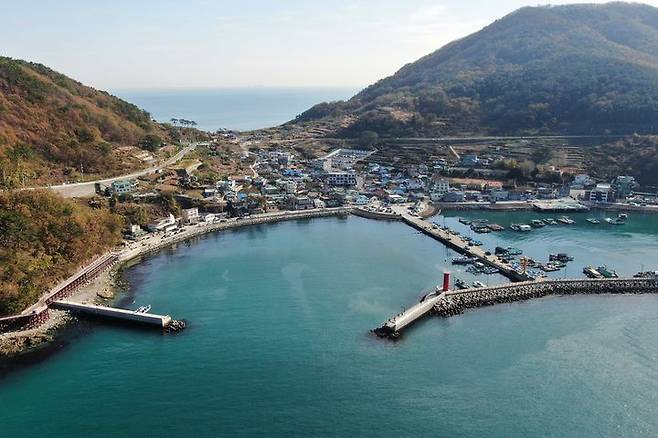 [부산=뉴시스] 부산 강서구 가덕도신공항 예정부지. 오른쪽이 국수봉이다. (사진=뉴시스 DB) 2024.07.02. photo@newsis.com *재판매 및 DB 금지