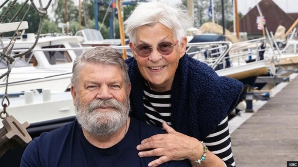 동반 안락사 이틀 전, 남편 얀(왼쪽)과 아내 엘스(오른쪽)의 밝은 모습. BBC 캡처