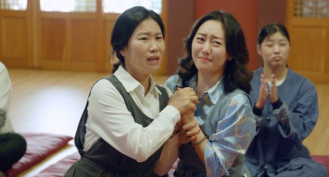 고라니북스 ㈜마노엔터테인먼트)