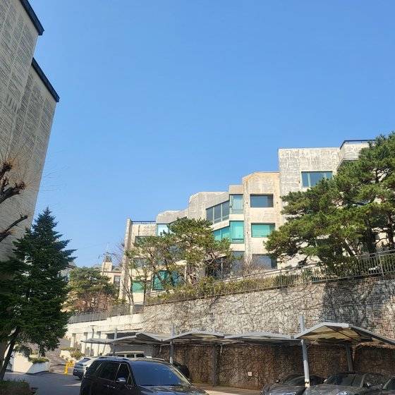 대우산업개발 한재준 전 부회장이 회삿돈으로 매입한 유엔빌리지 내 주택 단지. 함종선 기자