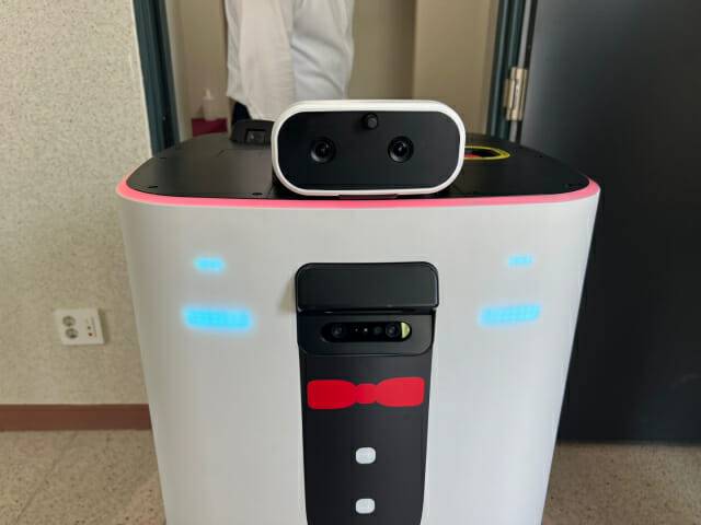 로보티즈 실내 자율주행 로봇 '개미' (사진=지디넷코리아 신영빈 기자)