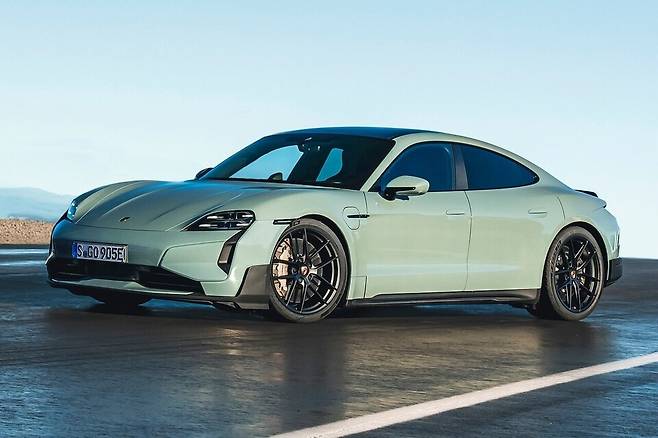 포르쉐 '타이칸 페이스리프트'