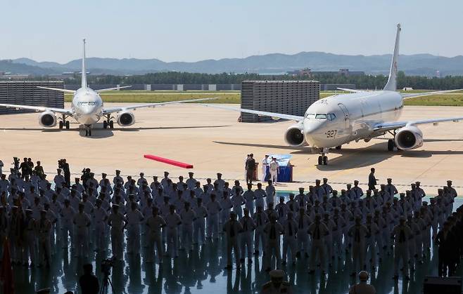 4일 경북 포항시 해군항공사령부에서 해상초계기(P-8A) 국내 인수식이 진행되고 있다. 사진=뉴스1