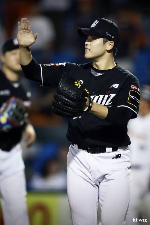 KT 마무리 투수 박영현. KT 제공