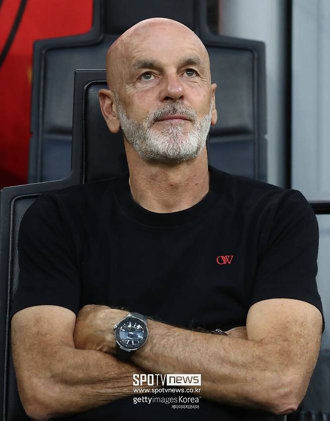 ▲ AC밀란을 이끌었던 스테파노 피올리 감독이 사우디아라비아 알 이티하드에서 새로운 도전에 나선다. 알 이티하드는 피올리 감독 선임을 위해 시즌 당 1500만 유로에서 1800만 유로 연봉을 지급하기로 했다.