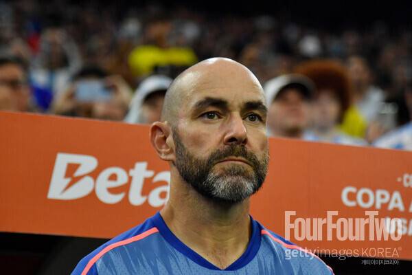 사진=게티이미지. 펠릭스 산체스 감독이 에콰도르 국가대표팀에서 경질됐다. 에콰도르 축구협회는 5일(이하 한국시간) 공식 채널을 통해 산체스 감독과 계약을 종료한다고 발표했다.