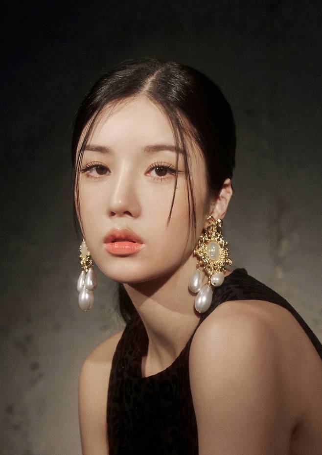 가수 권은비 세 번째 미니앨범 ‘리탈리티’ 두 번째 콘셉트 이미지. 사진 울림엔터테인먼트