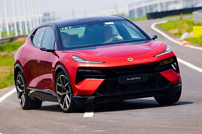 로터스 하이퍼 전기 SUV '엘레트라'