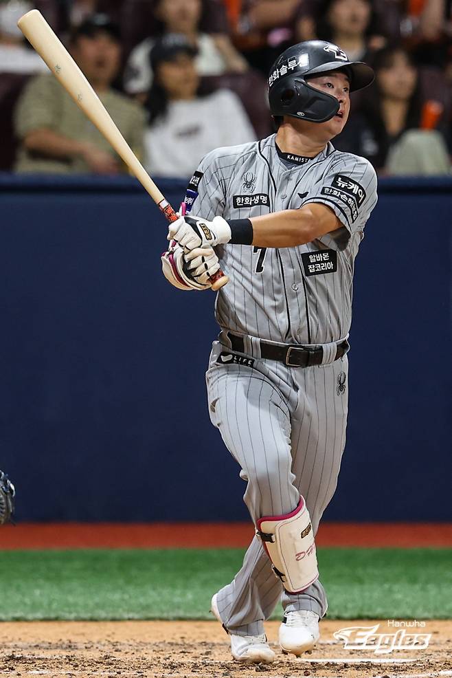 한화 이글스 유격수 이도윤이 2안타 3타점 활약과 호수비로 팀 승리를 이끌었다. 사진=한화 이글스 제공