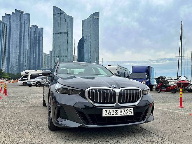 BMW 뉴 530e / 출처=IT동아