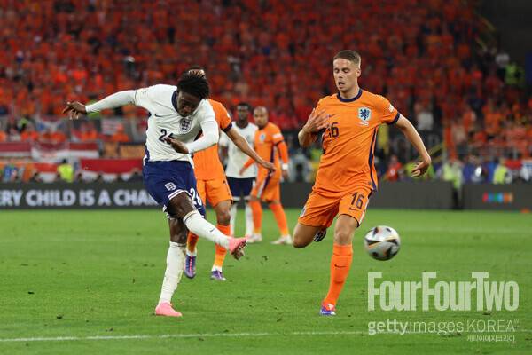 사진=게티이미지/잉글랜드는 11일 오전 4시(한국시간) 독일 도르트문트에 위치한 BVB 슈타디온 도르트문트에서 열린 유럽축구연맹(UEFA) 유로 2024 4강전에서 네덜란드에 2-1로 승리했다. 이날 승리로 결승 진출에 성공한 잉글랜드는 스페인과 우승 트로피를 두고 경쟁한다.