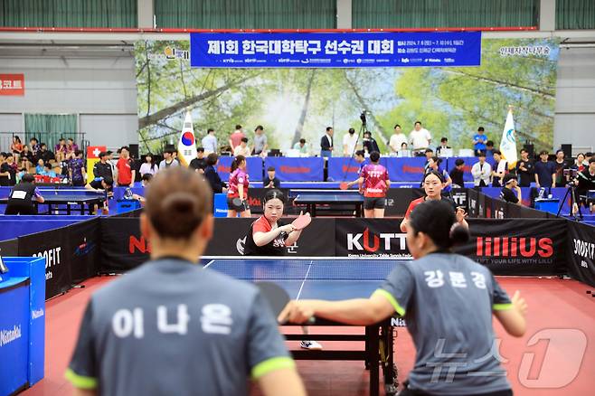 강원도 인제 다목적체육관에서 열린 제1회 한국 대학 탁구선수권대회.(사진은 기사와 관련없음)/뉴스1 DB