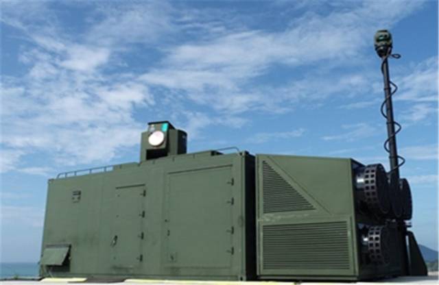 ½ÇźÀÌ ¾Æ´Ñ ·¹ÀÌÀú·Î Àû ¹«±âü°è¸¦ ¿ä°ÝÇÏ´Â ±¹»ê ·¹ÀÌÀú ´ë°ø¹«±â(ºí·Ï-1)ÀÇ ½ÇÁ¦ Çü»ó. »çÁø Á¦°ø=¹æÀ§»ç¾÷û