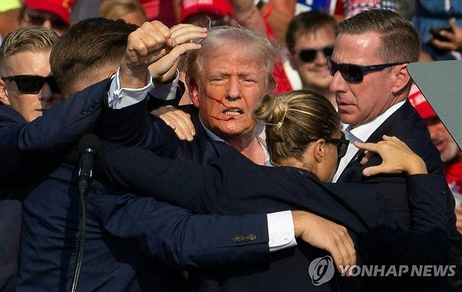 암살당할 뻔한 트럼프 [AFP 연합뉴스. 재판매 및 DB 금지]