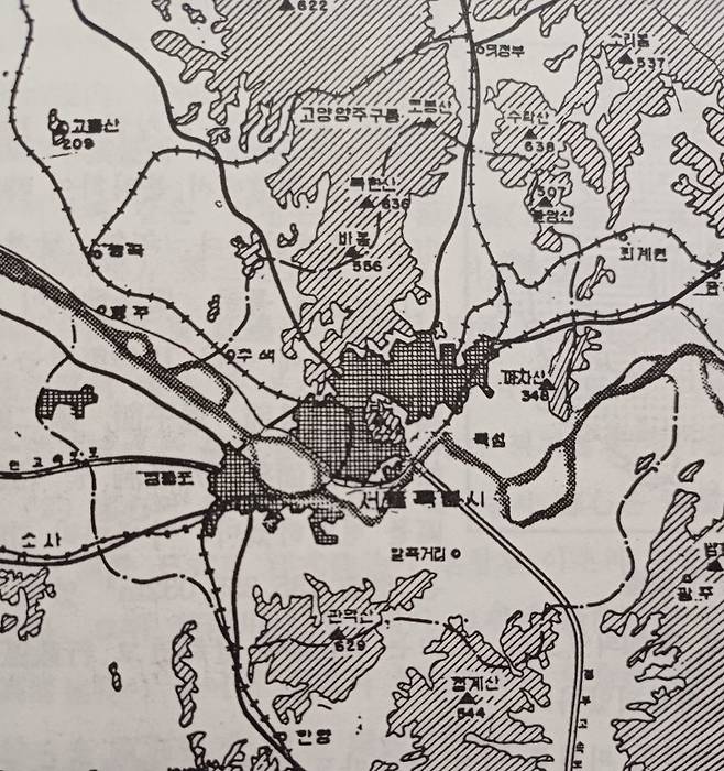 1950년대 서울 지도. 한강 이남은 거의 영등포 지역만 도심을 이루고 있다.