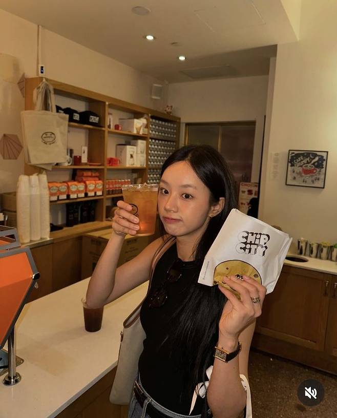 [서울=뉴시스] 혜리. (사진=혜리 인스타그램 캡처) 2024.07.15. photo@newsis.com *재판매 및 DB 금지