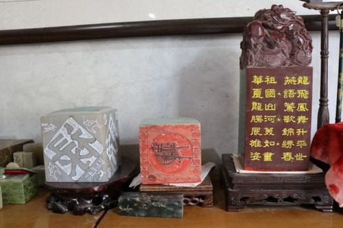 Stone carvings of Liu Xihuai