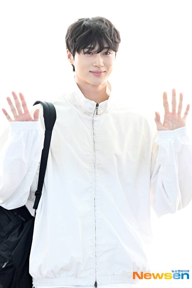 과잉 황제 경호로 인성 논란까지 벌어지고 있는 배우 변우석(뉴스엔DB)