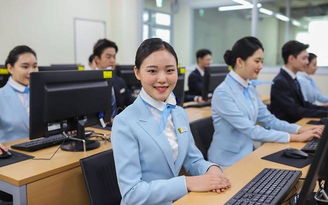 신라대 항공서비스학과.