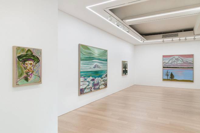 Installation view of "Billy Childish: now protected, I step forth" at Lehmann Maupin Seoul (Courtesy of the gallery)