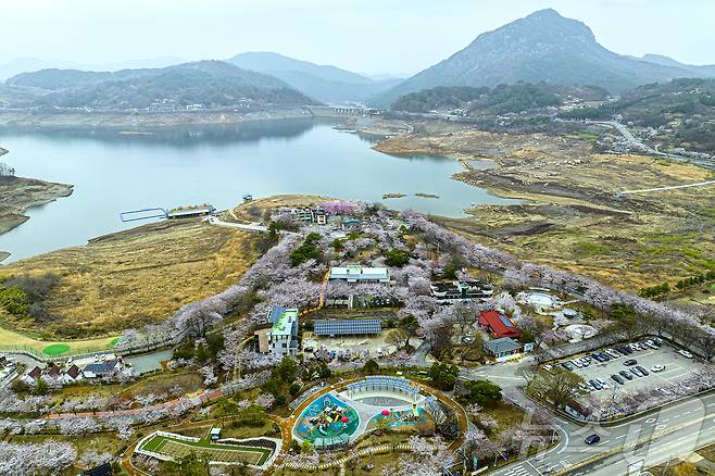 합천호 관광지(합천군 제공).