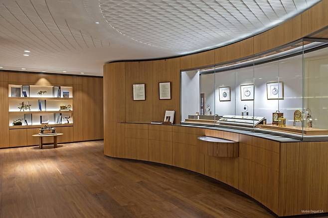 2000년 문을 연 브레게 뮤지엄. 250여 년 브랜드 역사에서 중요한 작품을 진열했다. [사진 브레게]