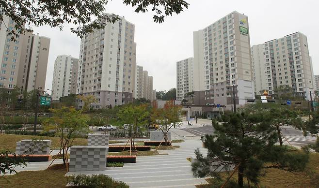 지난 2012년 입주를 앞두고 있던 서울 자곡동 보금자리 주택 아파트. /조선일보 DB