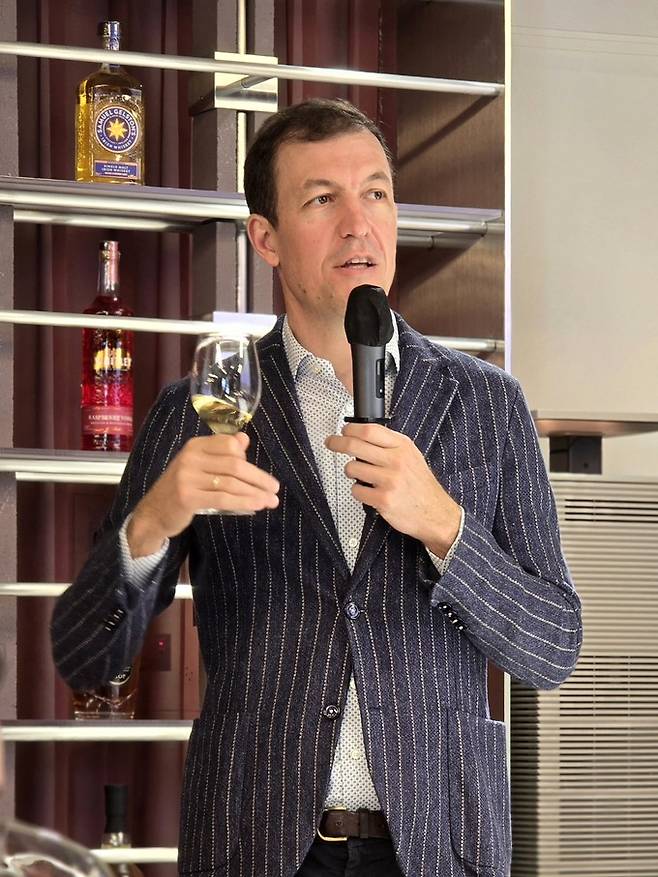 한국을 찾은 볼프강.