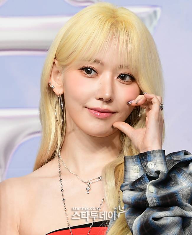 그룹 르세라핌 사쿠라. <강영국 기자>