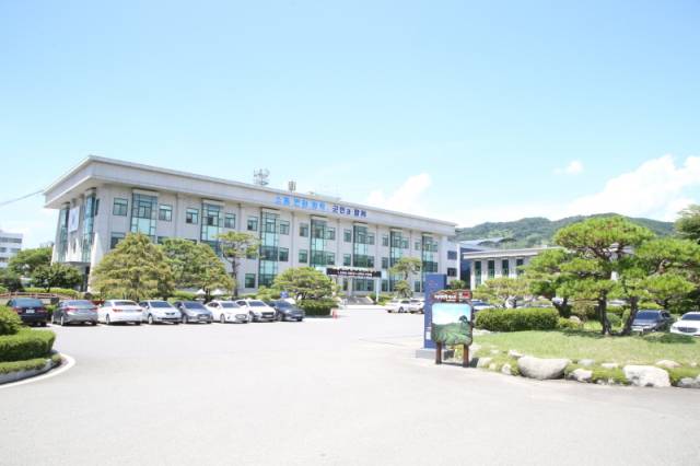 ▲하동군청 전경. ⓒ하동군