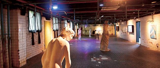 광부들이 탄가루로 가득한 몸을 씻던 목욕탕.