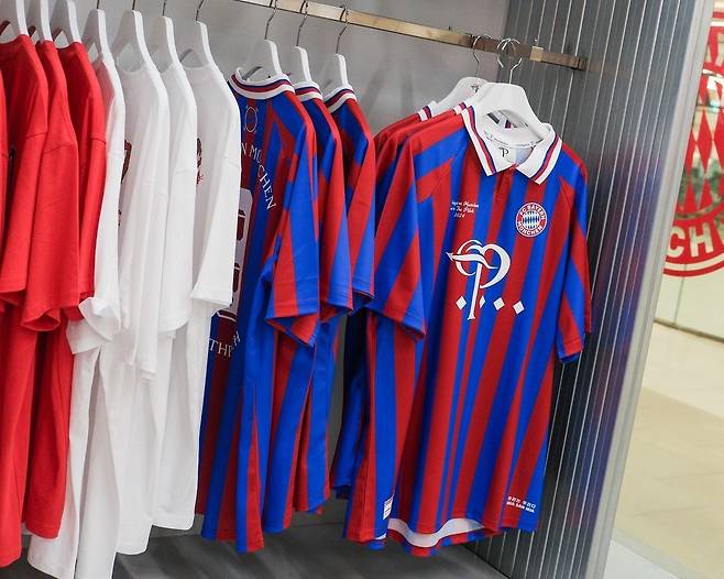 인스타그램 @overthepitch_store