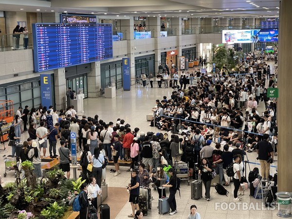 토트넘 입국 현장. 김희준 기자