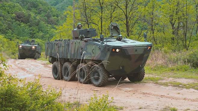 [서울=뉴시스] 현대로템 K808 차륜형장갑차. (사진=현대로템) 2024.05.02 photo@newsis.com *재판매 및 DB 금지