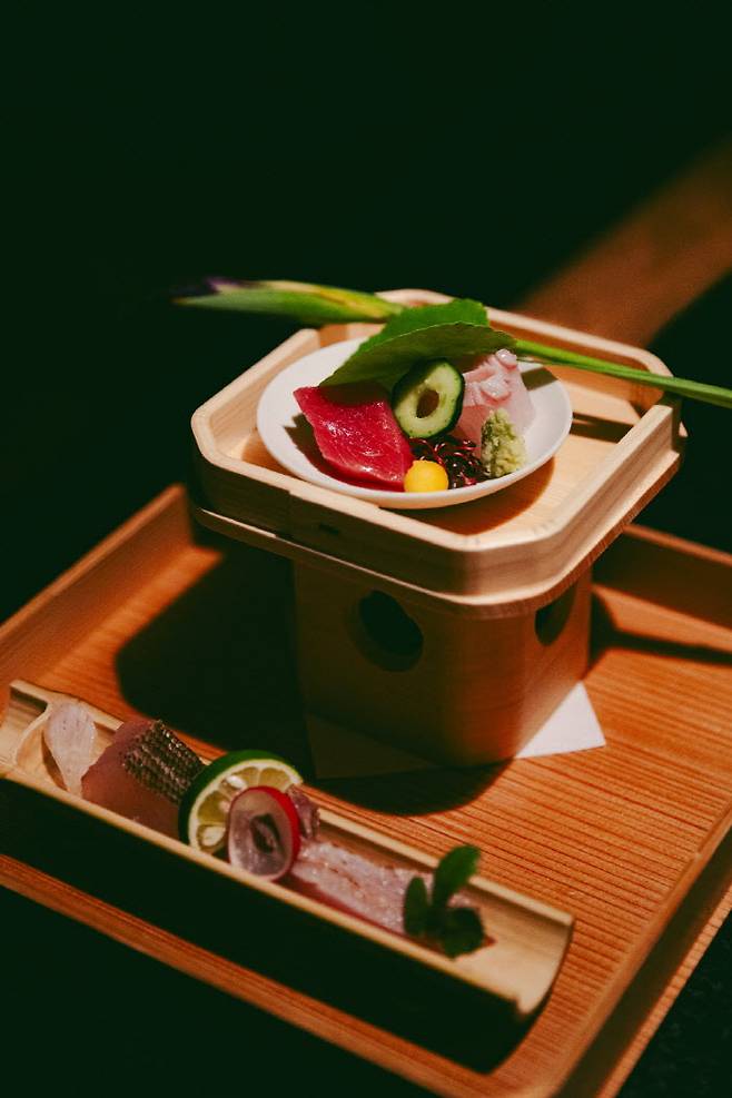 가루이자와에서는 산천어와 잉어 등 민물고기를 잘 활용한다