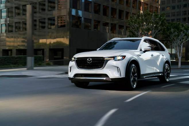마쯔다 CX90