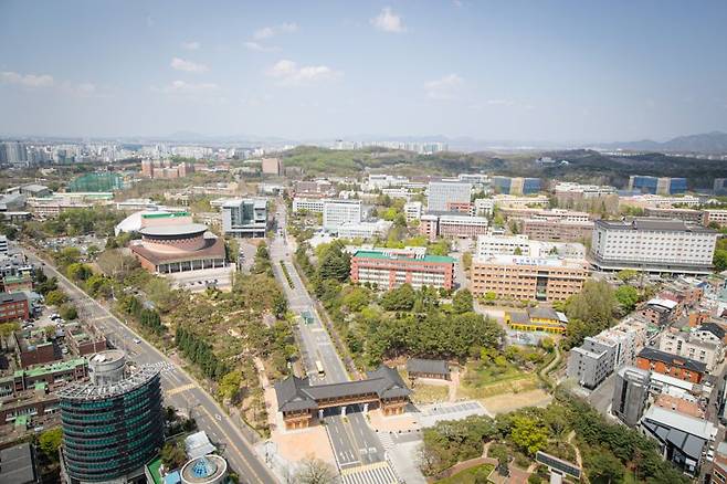 전북 전주에 있는 전북대학교 캠퍼스 전경.