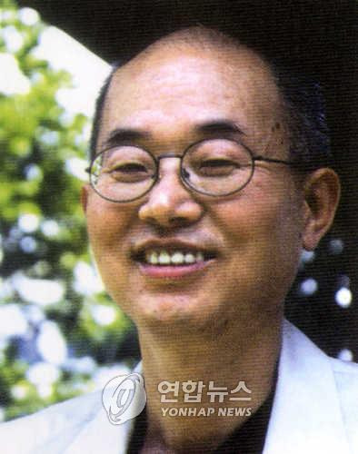 소설가 송기원(1999년) [연합뉴스 자료사진]