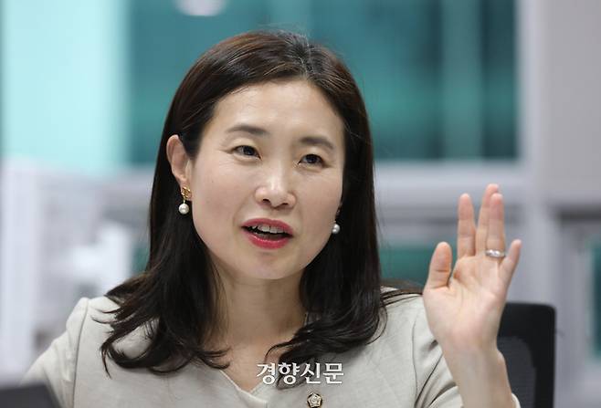 김소희 국민의힘 의원이 7월 30일 서울 여의도 국회의원회관에서 주간경향과 인터뷰하고 있다. /김창길 기자