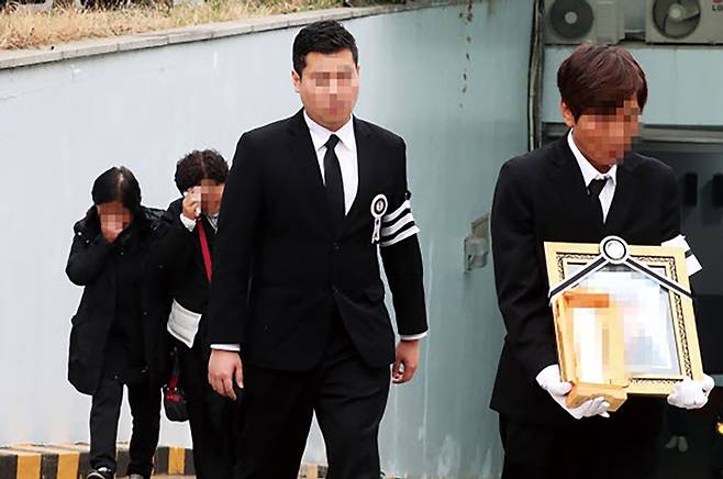 구속 상태에 있던 이희진은 부모의 장례를 위해 일시적으로 풀려났다. ⓒ연합뉴스